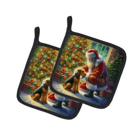Airedale Terrier and Santa Claus Pair of Pot Holders Kitchen Heat Resistant Pot Holders Sets Oven Hot Pads for Cooking Baking BBQ, 7 1/2 x 7 1/2