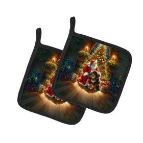 Tibetan Mastiff and Santa Claus Pair of Pot Holders Kitchen Heat Resistant Pot Holders Sets Oven Hot Pads for Cooking Baking BBQ, 7 1/2 x 7 1/2