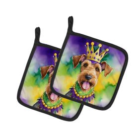 Airedale Terrier King of Mardi Gras Pair of Pot Holders Kitchen Heat Resistant Pot Holders Sets Oven Hot Pads for Cooking Baking BBQ, 7 1/2 x 7 1/2