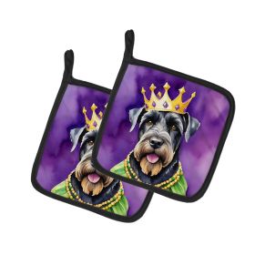 Giant Schnauzer King of Mardi Gras Pair of Pot Holders Kitchen Heat Resistant Pot Holders Sets Oven Hot Pads for Cooking Baking BBQ, 7 1/2 x 7 1/2