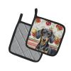 Black and Tan Dachshund Vegetables Pair of Pot Holders Pair 7.5x7.5 Quilted Insulated Hot Pads Decorative Kitchen Gift Made in USA